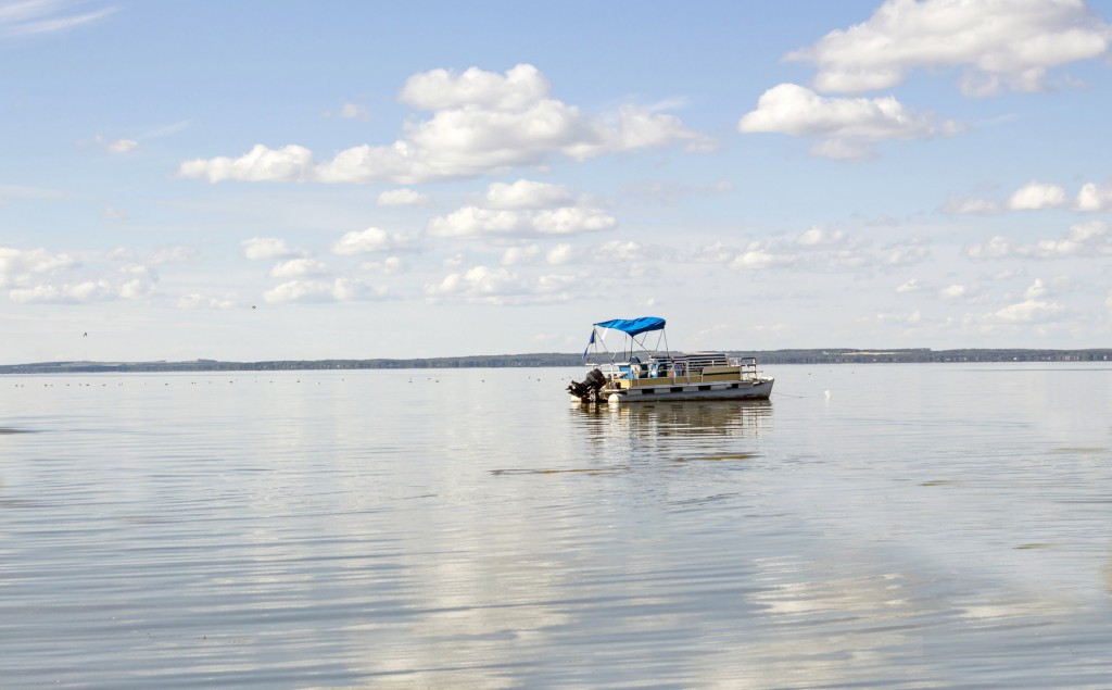 pontoon boat fishing image